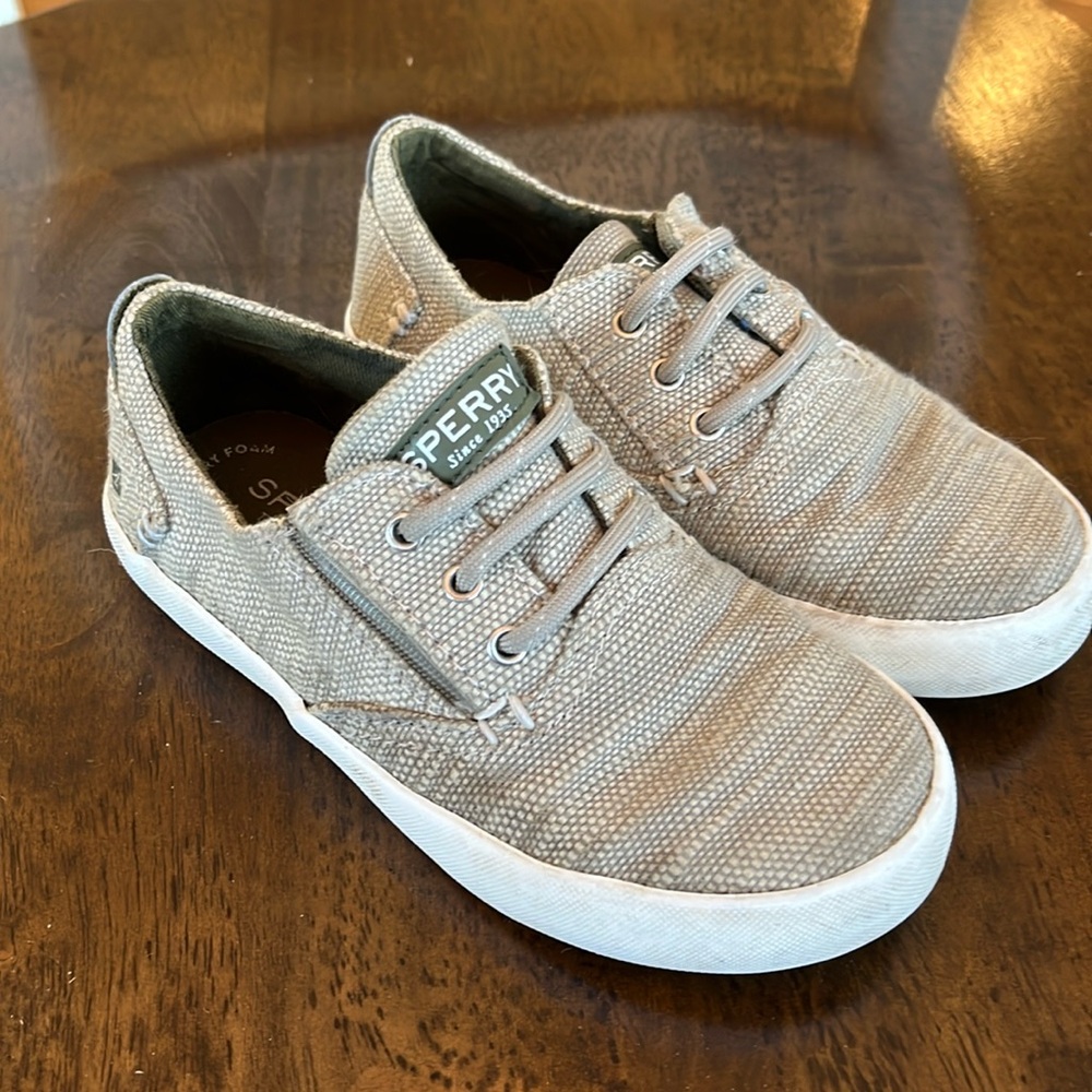 Sperry boys shoes